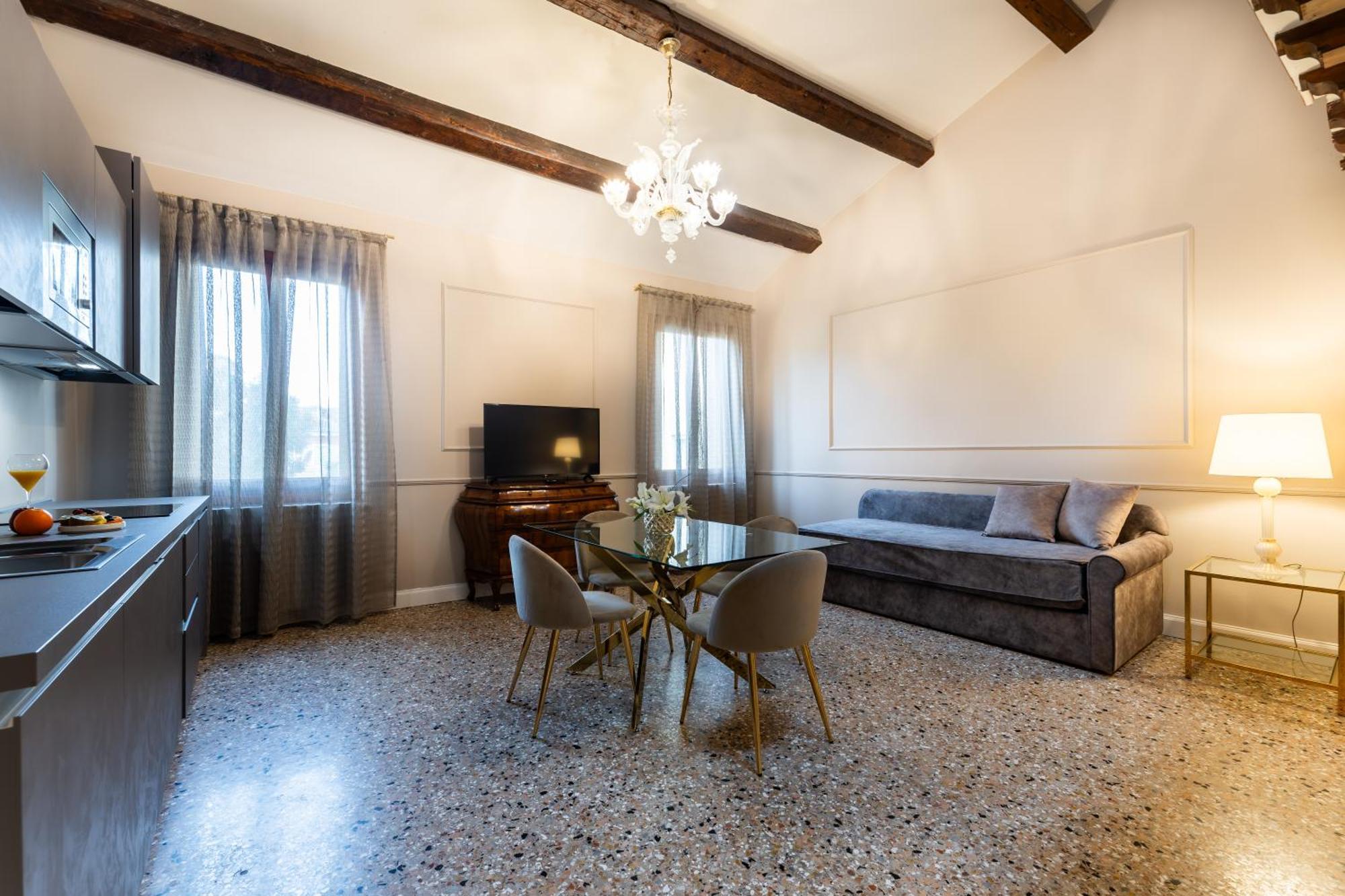 San Vio Palace Luxury Apartments Venice Exterior photo