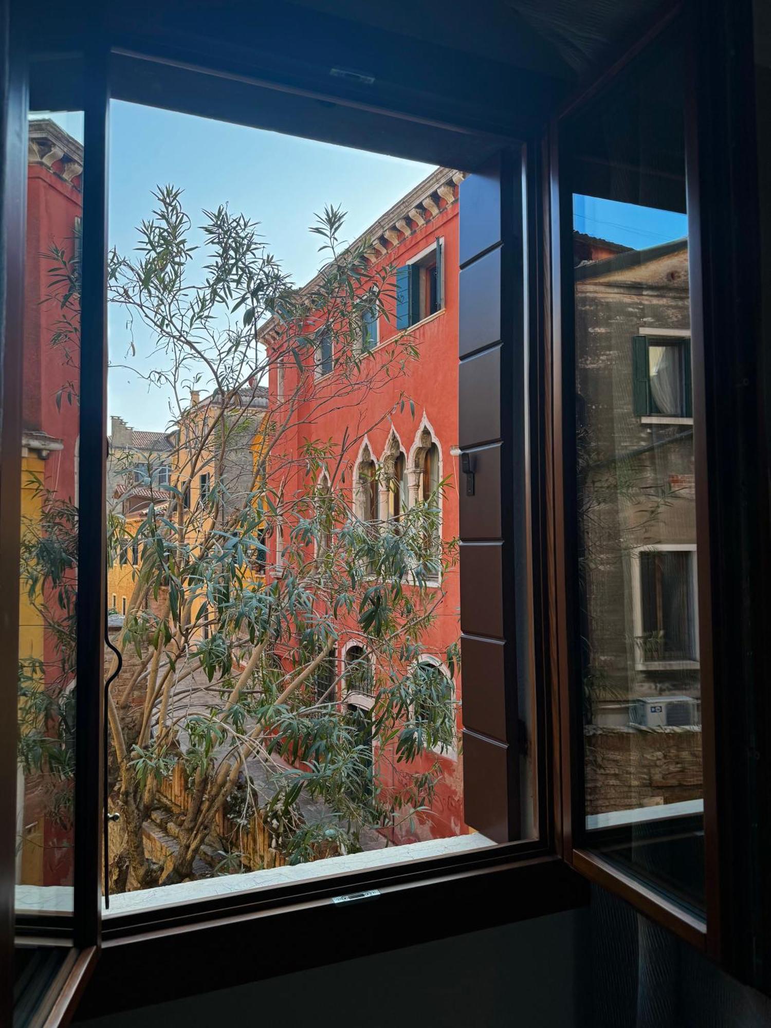 San Vio Palace Luxury Apartments Venice Exterior photo
