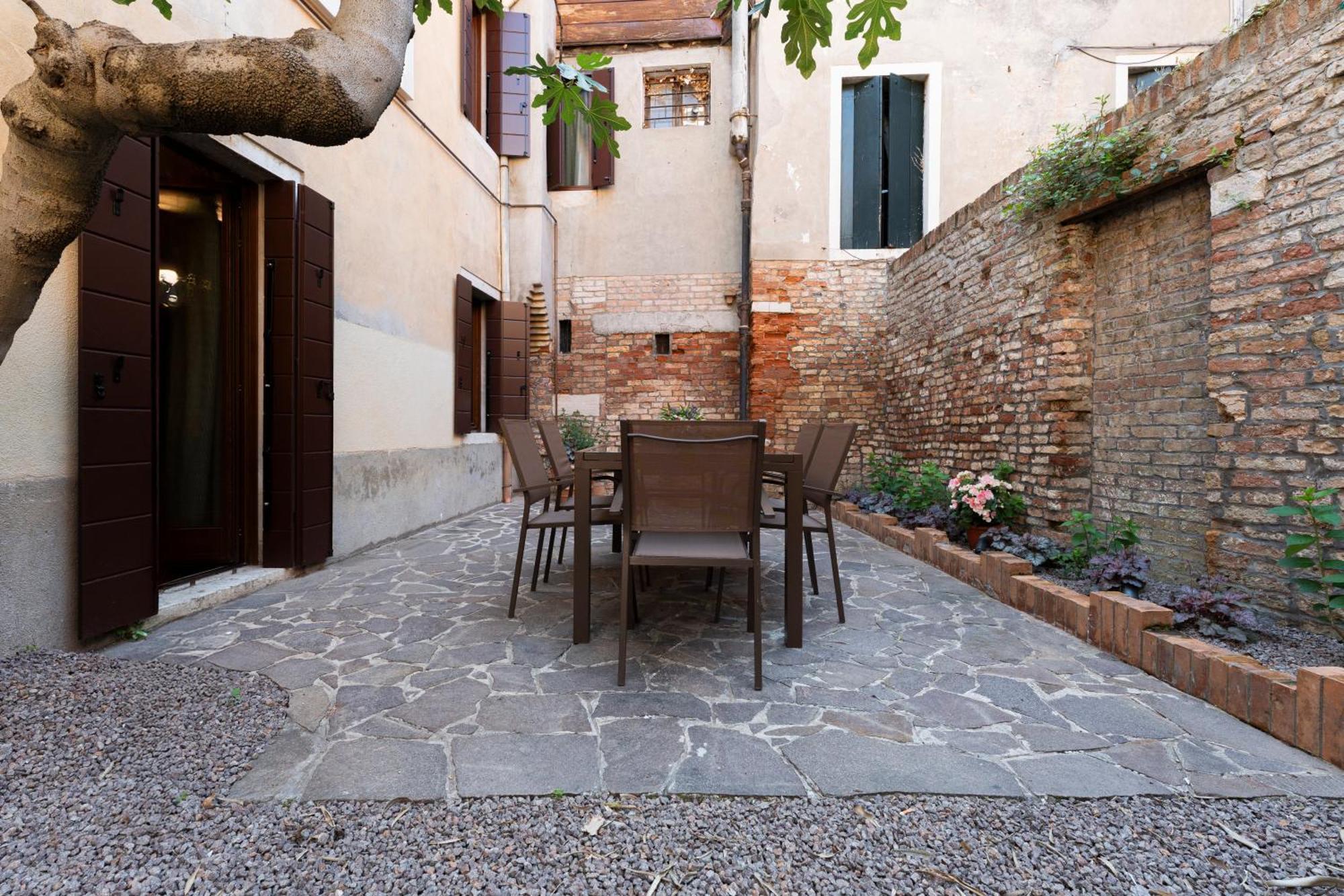 San Vio Palace Luxury Apartments Venice Exterior photo